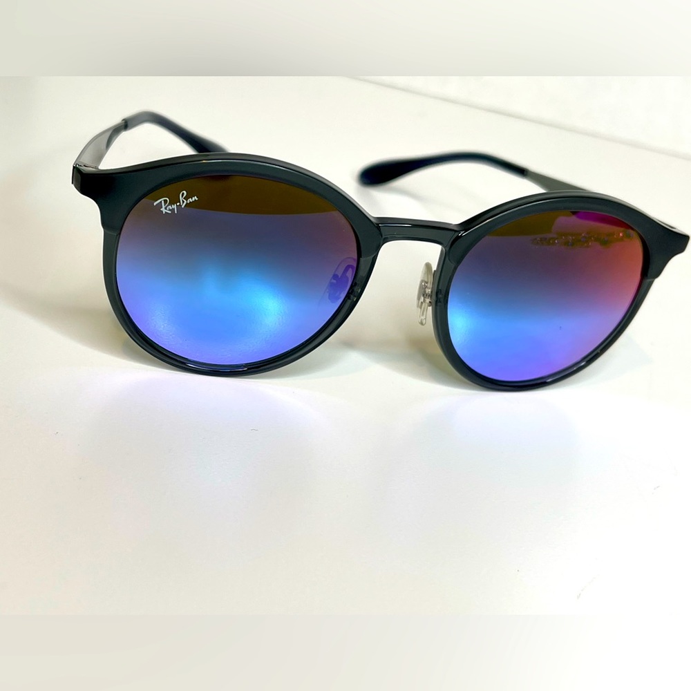 RayBan - Emma